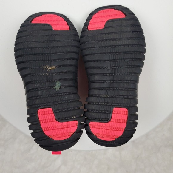 New Balance Kids Playgruv Sneaker, Toddler  Size 8M, Black/Pink - Picture 6 of 7